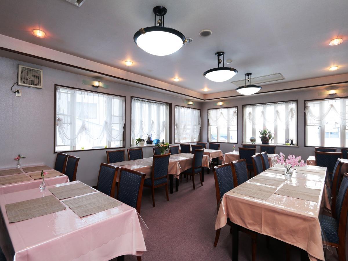 Auberge La Chaumiere Otari Екстериор снимка