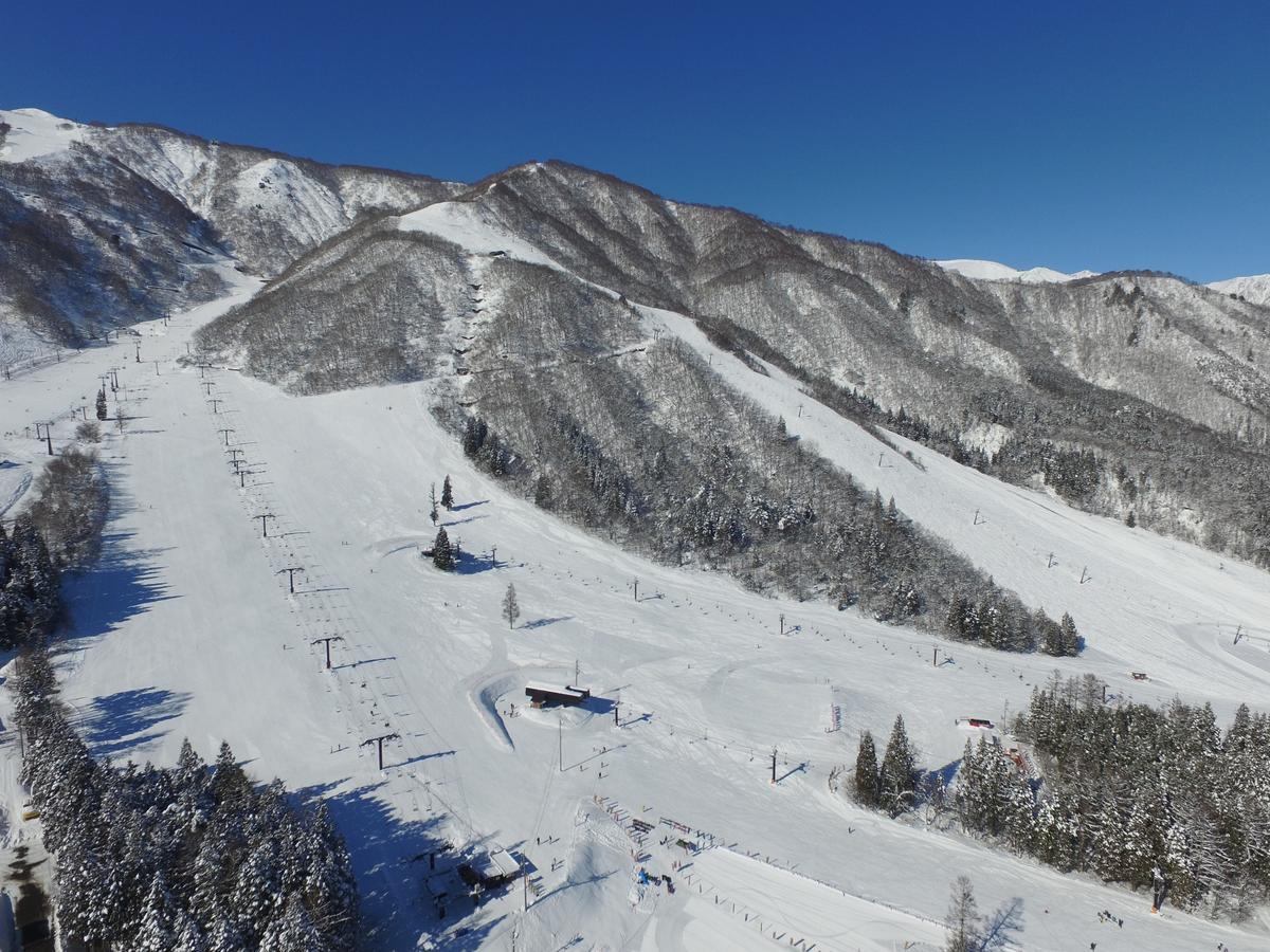 Auberge La Chaumiere Otari Екстериор снимка